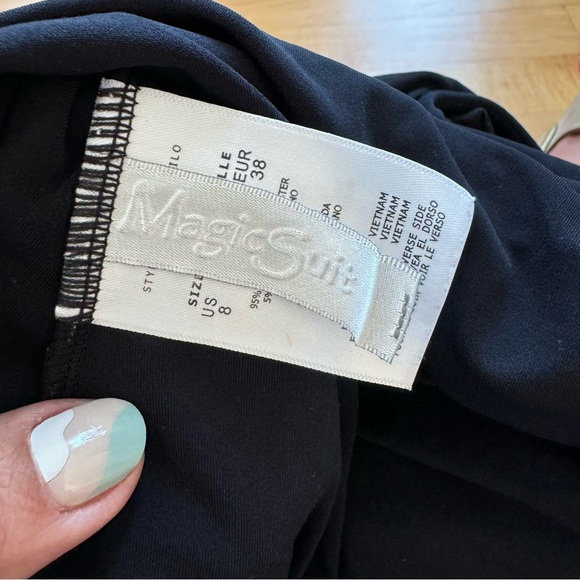 Magicsuit swim soft cup tankini top - Picture 8 of 10